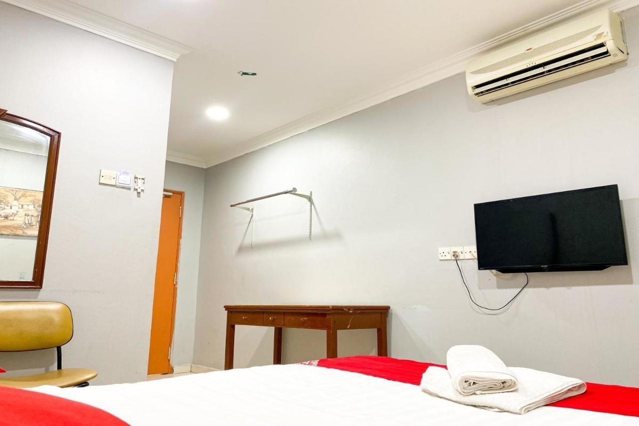 Oyo 424 Kk Inn Hotel Ampang  Exteriör bild