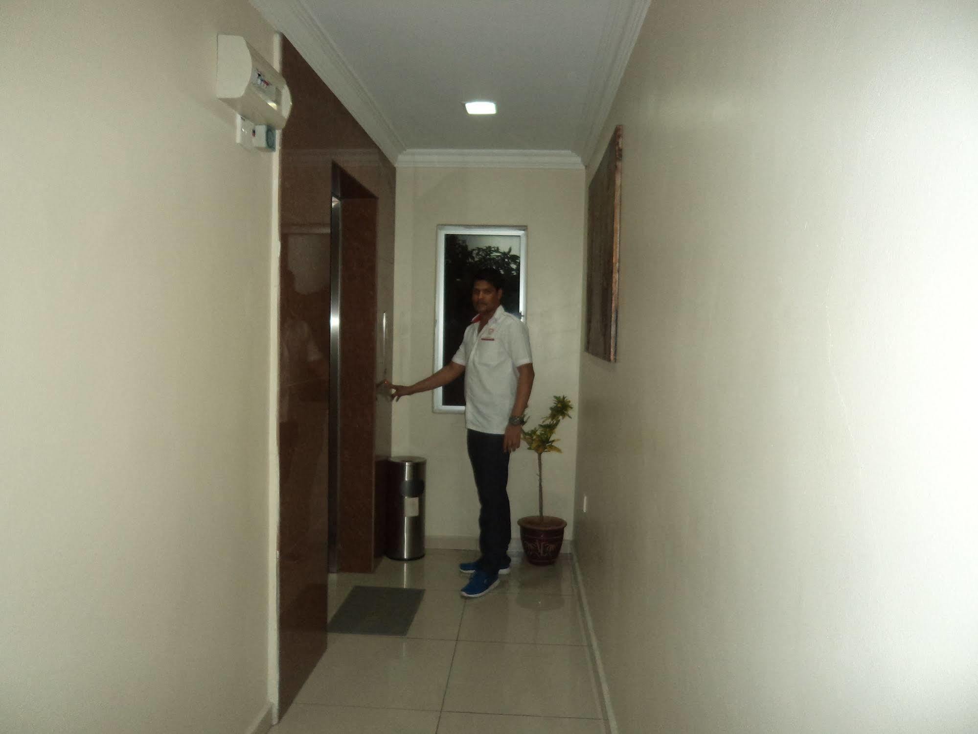 Oyo 424 Kk Inn Hotel Ampang  Exteriör bild