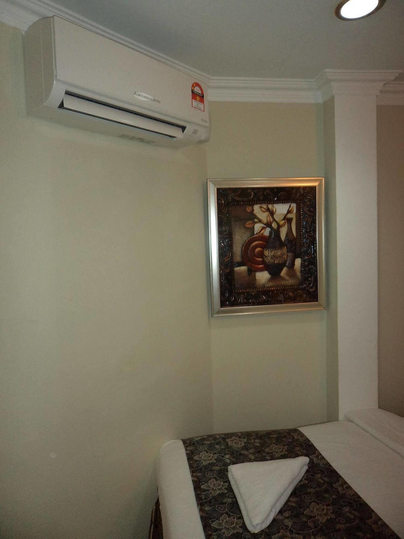 Oyo 424 Kk Inn Hotel Ampang  Exteriör bild