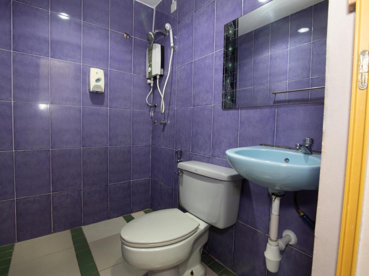 Oyo 424 Kk Inn Hotel Ampang  Exteriör bild